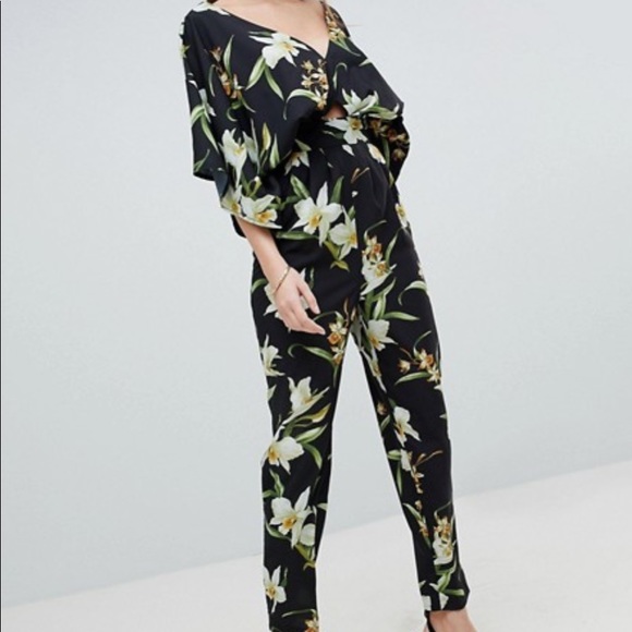 Kimono sleeve floral jumpsuit - Picture 3 of 4